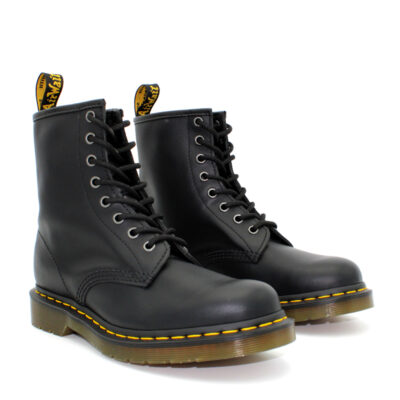 A25---dr martens---118220021460 NAPPABLACK_1_P.JPG