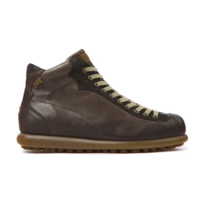 A25---camper---33766-126PELOTAS ARIEL HELLBROWN.JPG