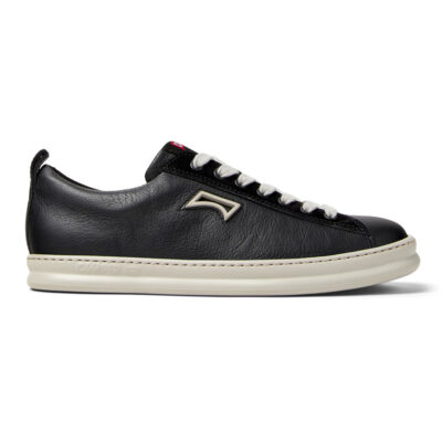 P26---camper---K101052-002RUNNERFOURBLACK.JPG