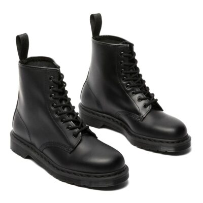 A26---dr martens---143530011460 MONOBLACK_1_P.JPG